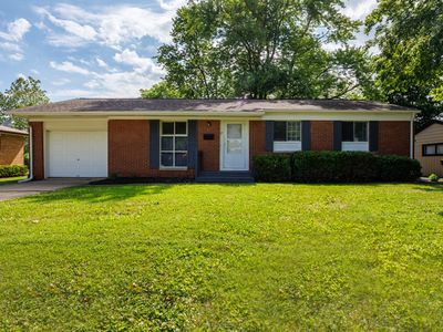 17 Kingswood Dr, Normal, IL, 61761