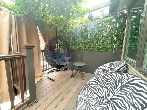 2963 Voorhies Avenue image 18 of 53