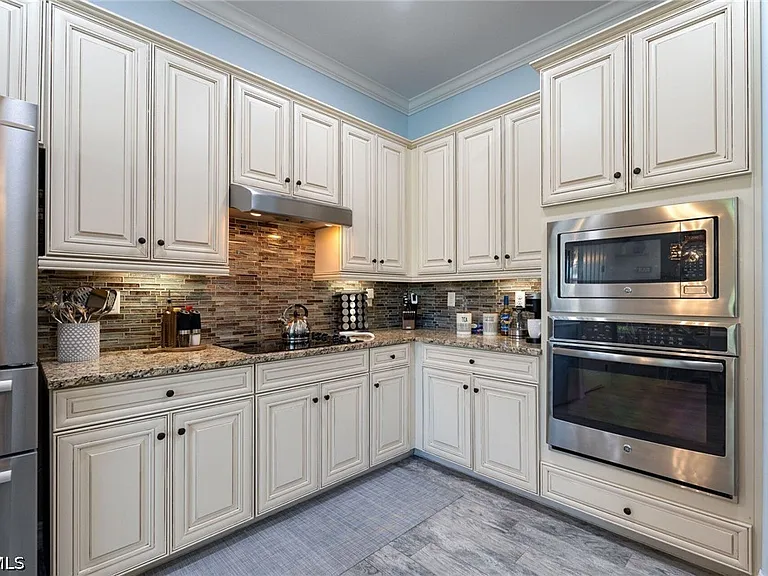 28539 Longford Ct — Photo 8