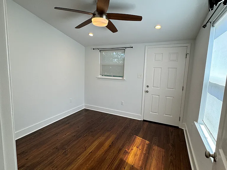 1215 Leonidas St — Photo 12