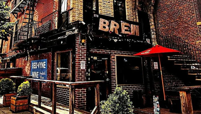 Rented by Blip LLC | media 11