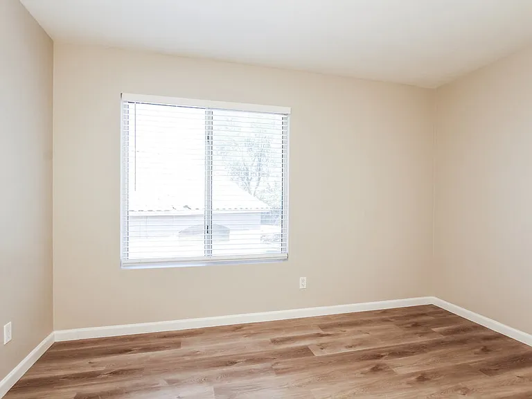 6782 W Tina Ln — Photo 13
