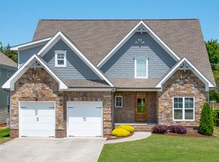 8061 Hodges Way, Ooltewah, TN 37363