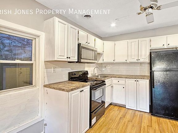 2nd image of 1817 Pine Ave APT 1