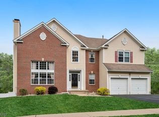 418 Rock Ridge Rd, Lake Hopatcong, NJ 07849