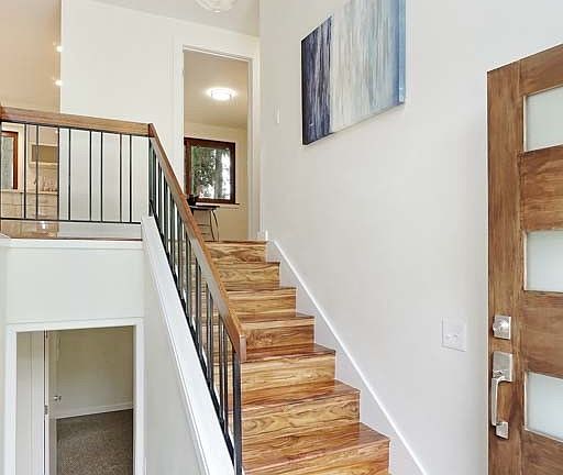 5th image of 2325 184th Ave NE