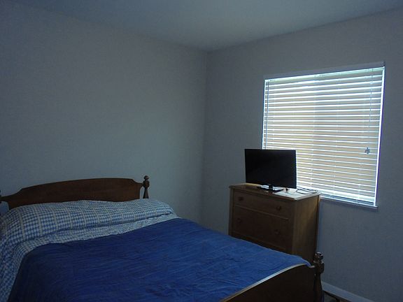 5th image of 192 Park Ave