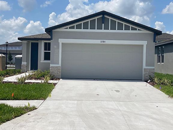 2nd image of 3284 Fresno Pl