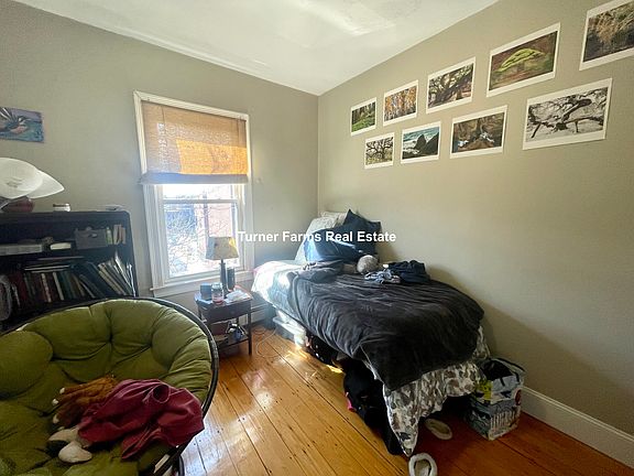 4th image of 1293 Cambridge St #3