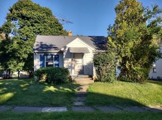 901 Nipp Ave, Lansing, MI 48915