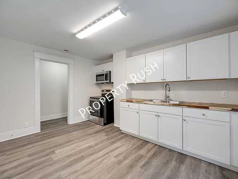 3818 Chandler Ave — Photo 17