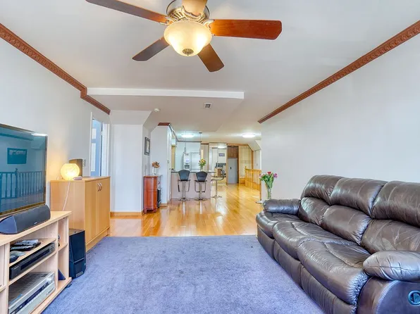 62-10 Woodside Ave #105, Flushing, NY 11377