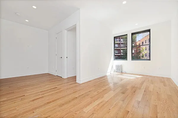 Rented by REAL New York | media 6