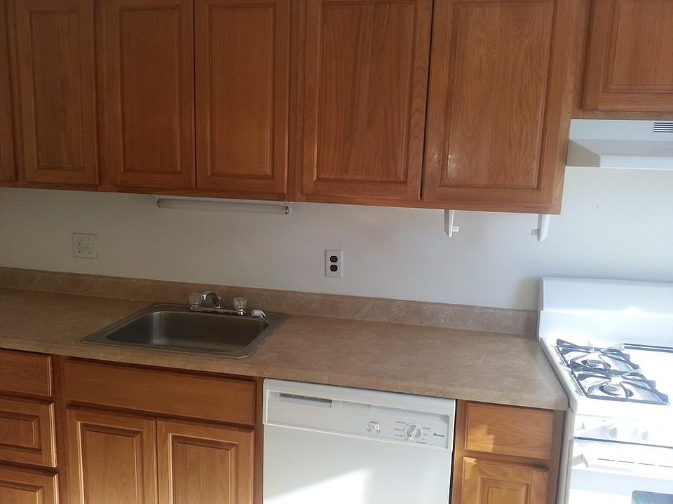 2nd image of 1717 Ocean St APT D22
