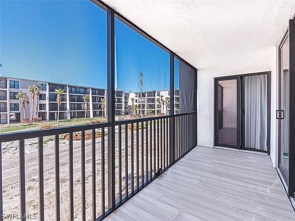 5th image of 1501 Middle Gulf Dr Unit F203