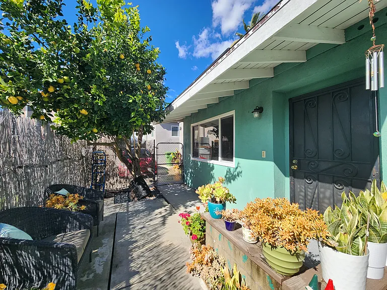 2910 Lincoln Park Ave — Photo 6