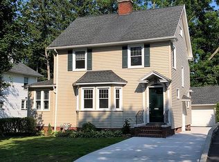 98 Croydon Rd, Rochester, NY 14610