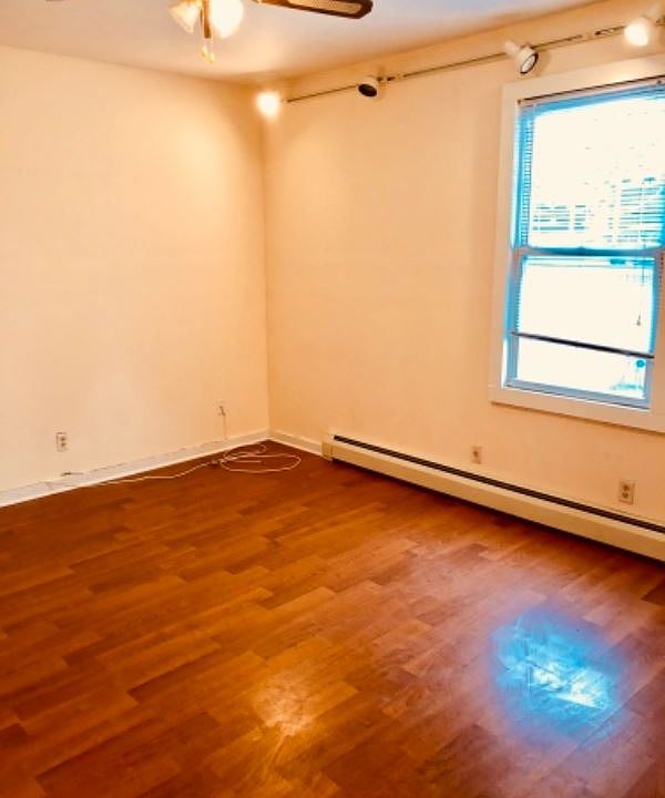 1st image of 50 Battle Ave
