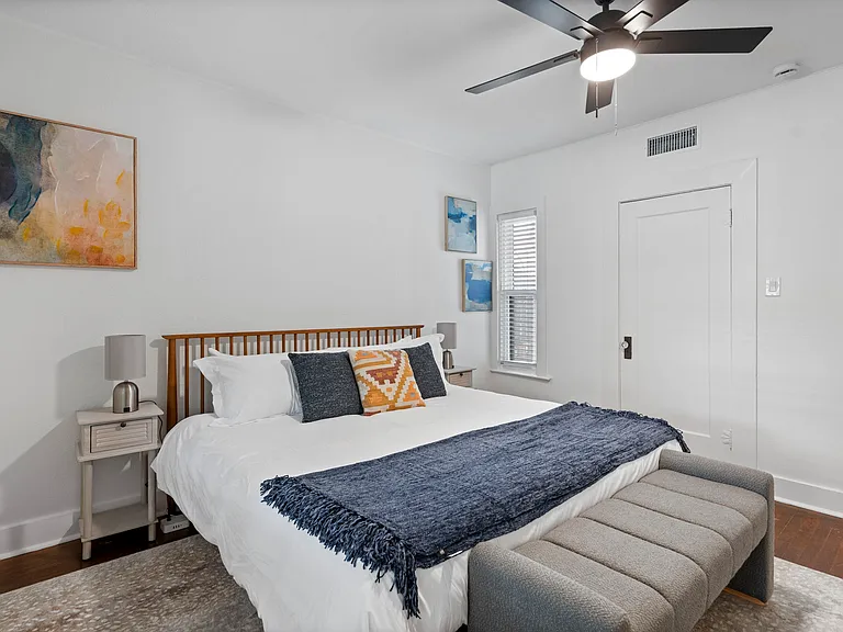 5800 Oram St #5800 — Photo 29