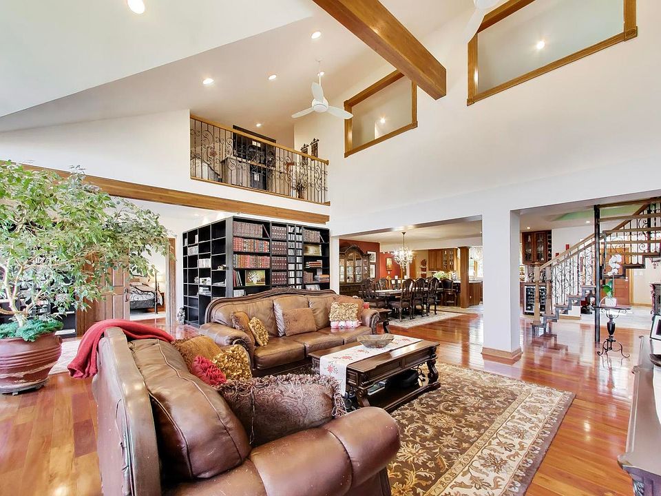 9th image of this home