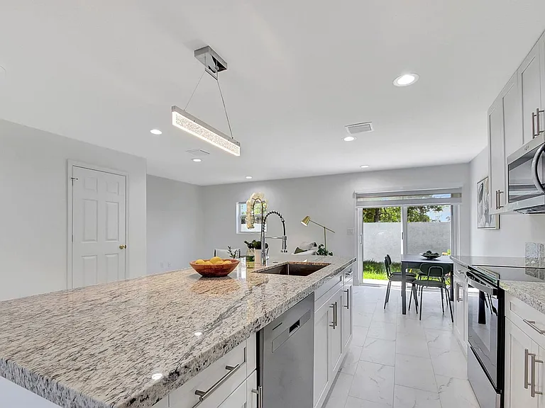 3868 Patio Ct — Photo 10