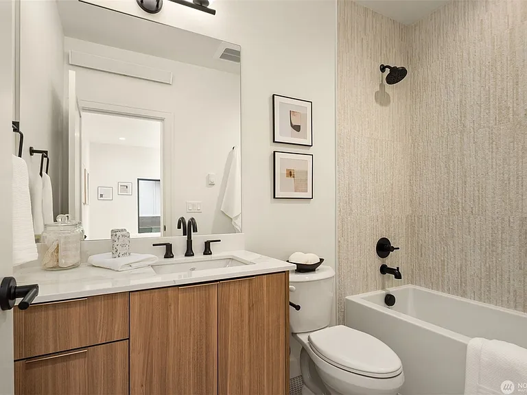 614 5th Ave S #C108 — Photo 19