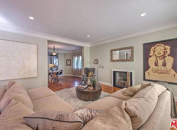 4th image of 2251 W 21st St