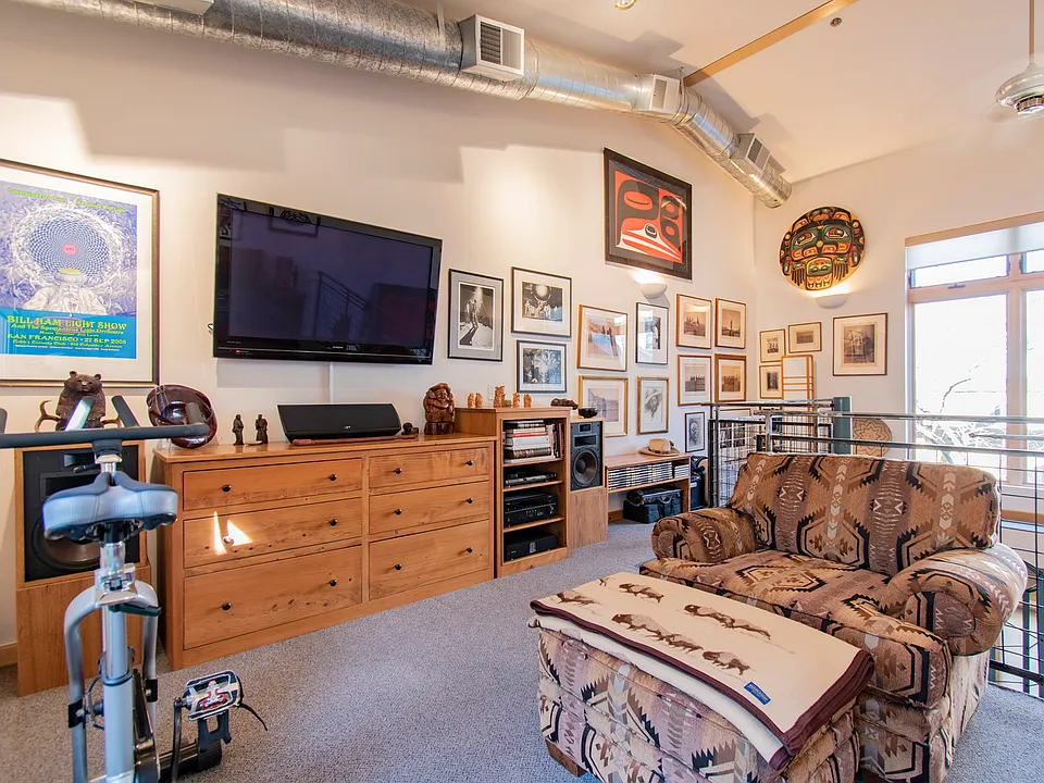 2144 Ashland Ave #3