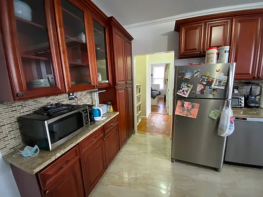 Rented by Voro, LLC | media 20