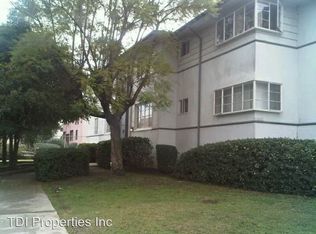 4034 West Blvd APT B, Los Angeles, CA 90008