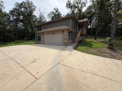 207 Juniper Avenue, Cabool, MO, 65689