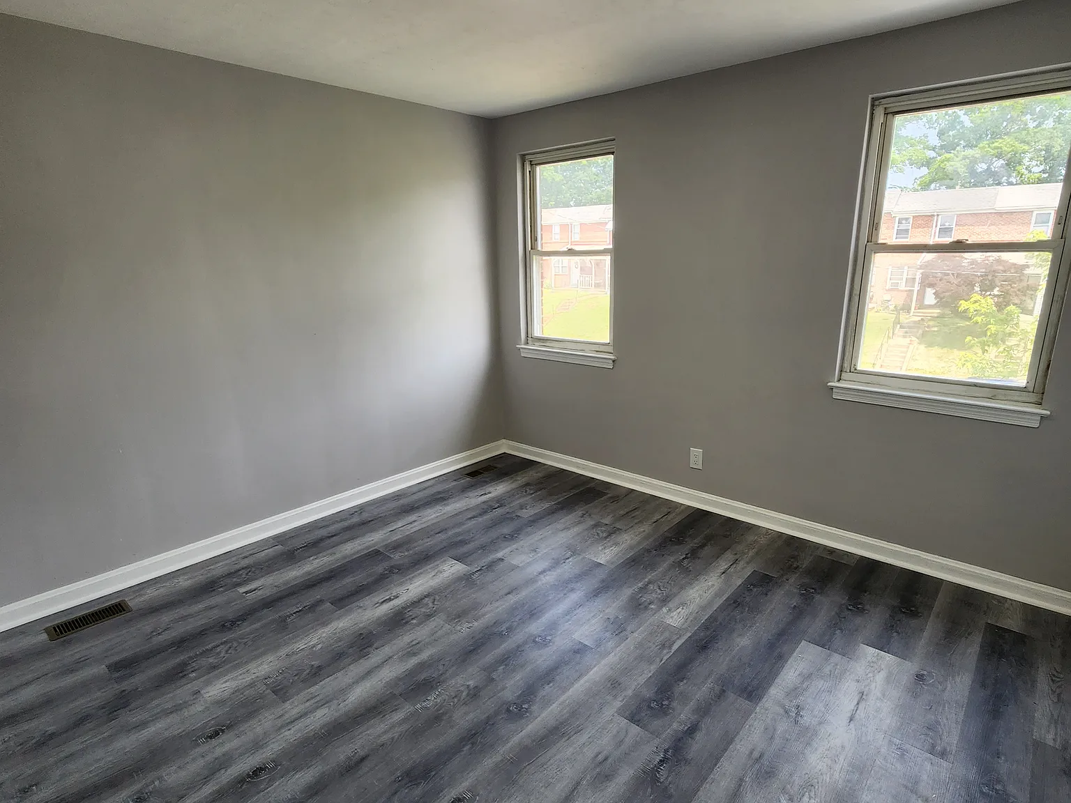 4 bed, 2.5 bath, 1550 sqft, $2,350 — Photo 4
