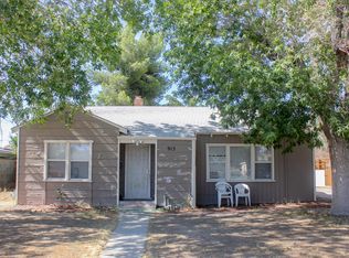 909 W Newgrove St, Lancaster, CA 93534