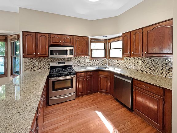 5th image of 4130 Maystar Way