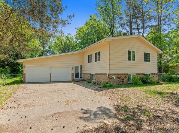 18905 Yalta St NE, East Bethel, MN 55092
