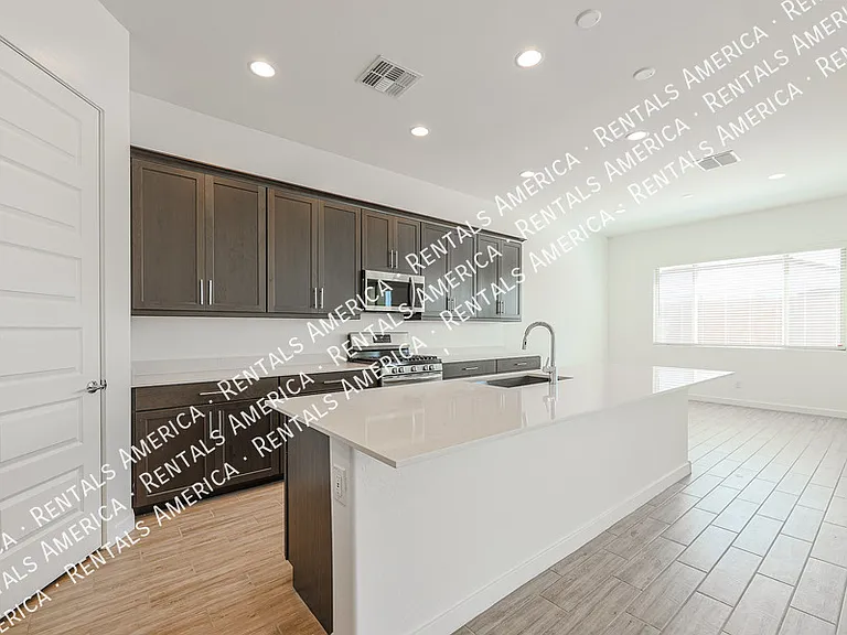 2631 W Pecan Rd — Photo 9