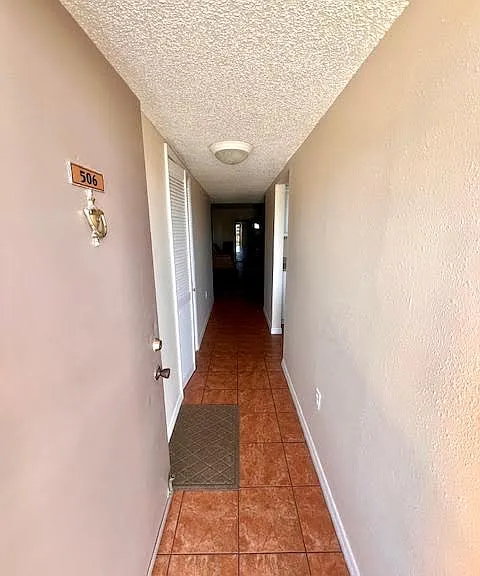 7700 Sun Island Dr S #506 — Photo 2