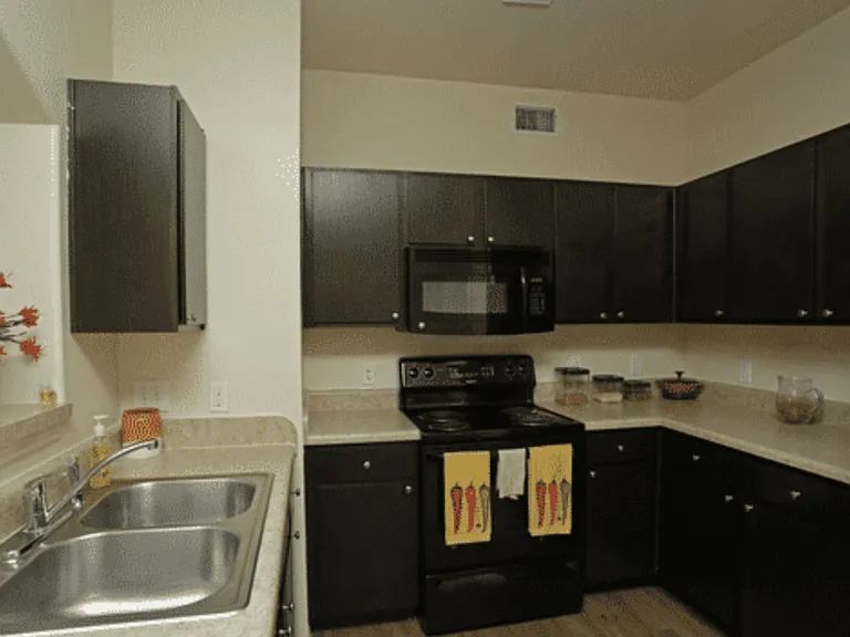 33168 Whipple Rd — Photo 1