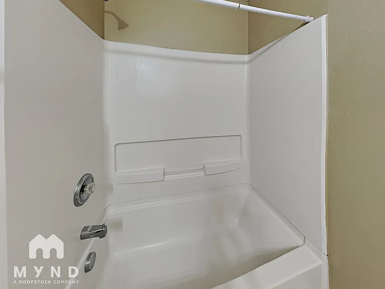 9526 W Lantern Ln — Photo 19