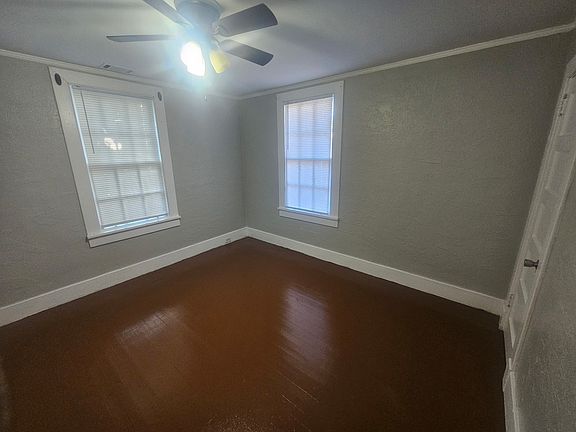 5th image of 1922 Haynie Dr