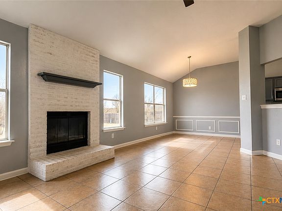 2nd image of 7108 Bluegrass Ct