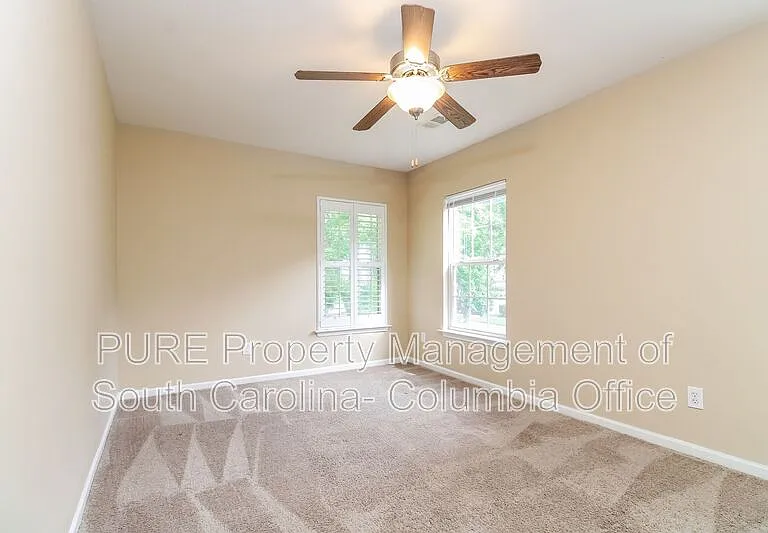 210 Underwood Ct — Photo 9