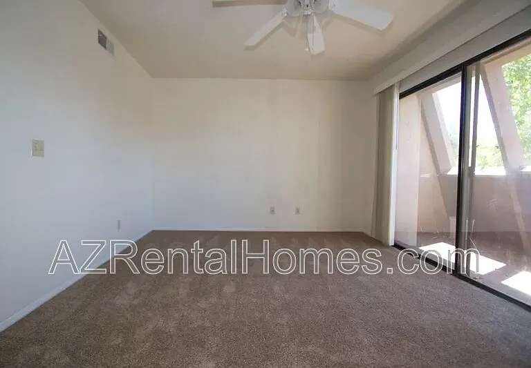 1322 S Judd St — Photo 5