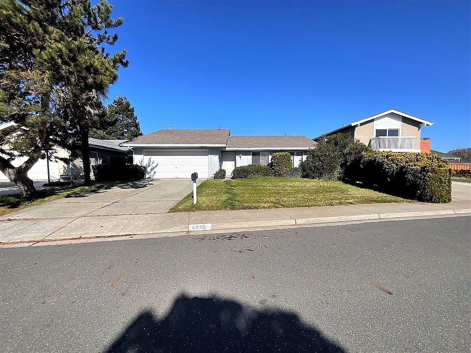 1st image of 4845 Sally Ct