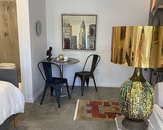4th image of 1053 S Alfred St #1053A
