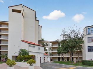 2314 S Cypress Bend Dr #114, Pompano Beach, FL 33069