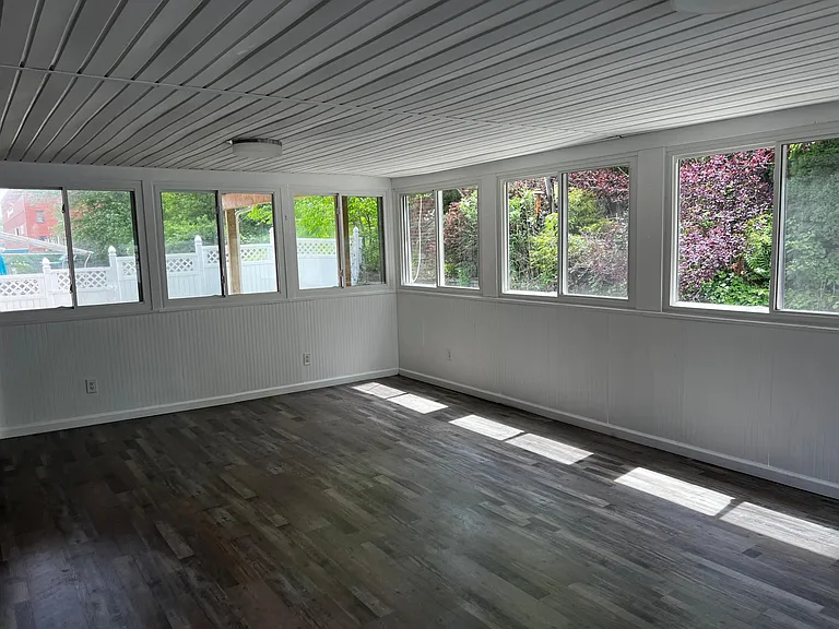220 Mount Lebanon Blvd — Photo 7