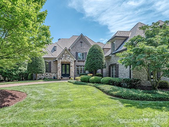3rd image of 405 Eagle Bend Dr