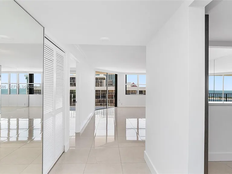 1901 Brickell Ave #B1903 — Photo 6