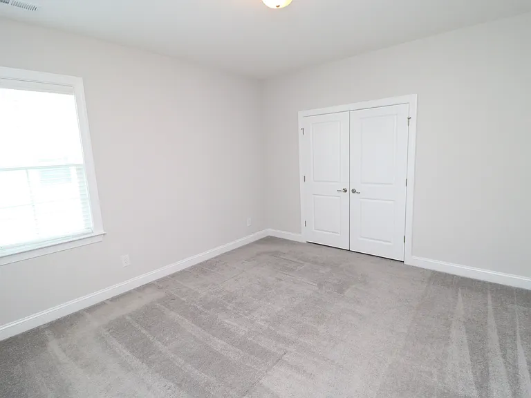 2936 Baronial St — Photo 44